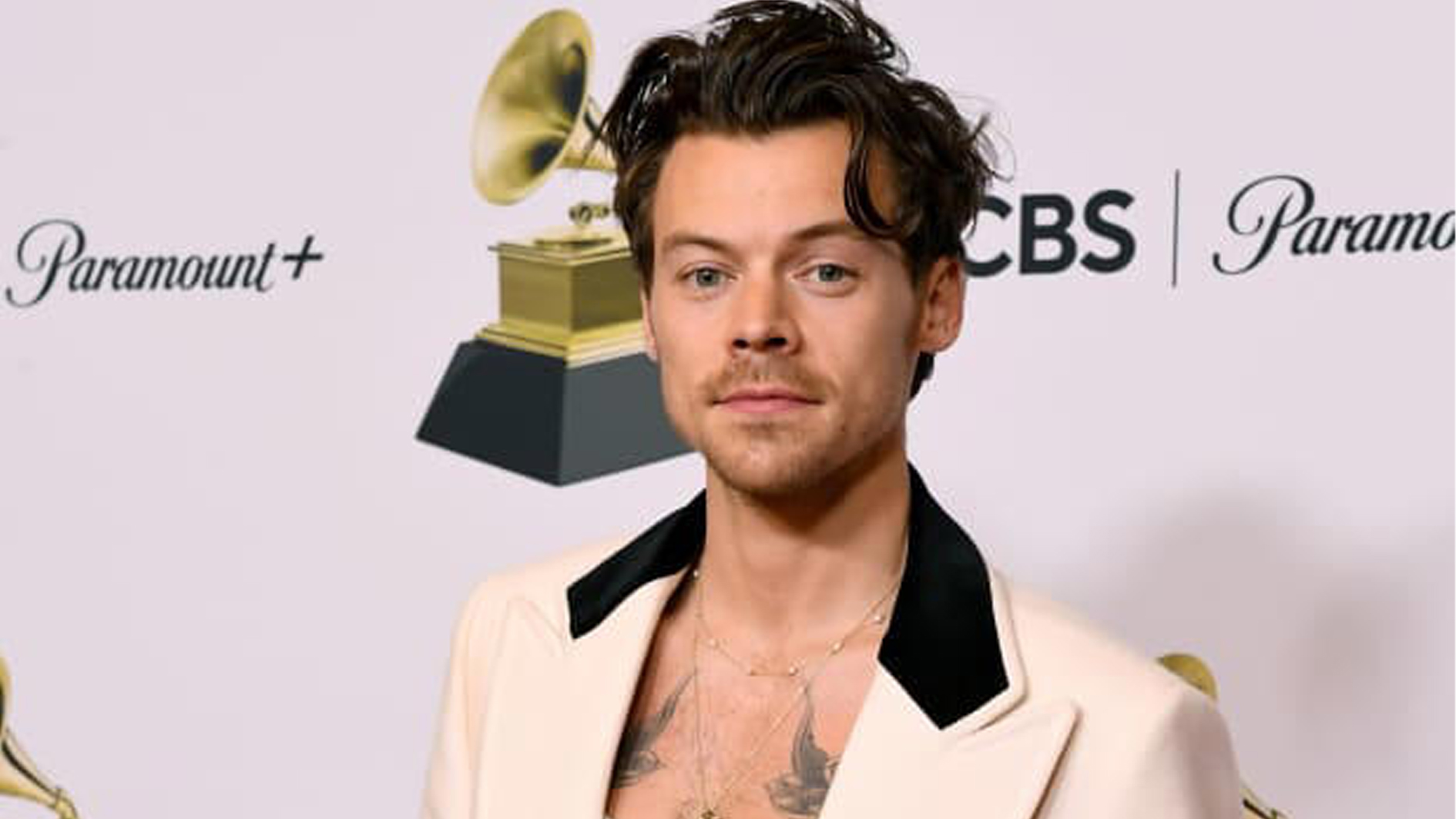 شكوك حول فوز هاري ستايلز بجائزة الغرامي لألبوم العام