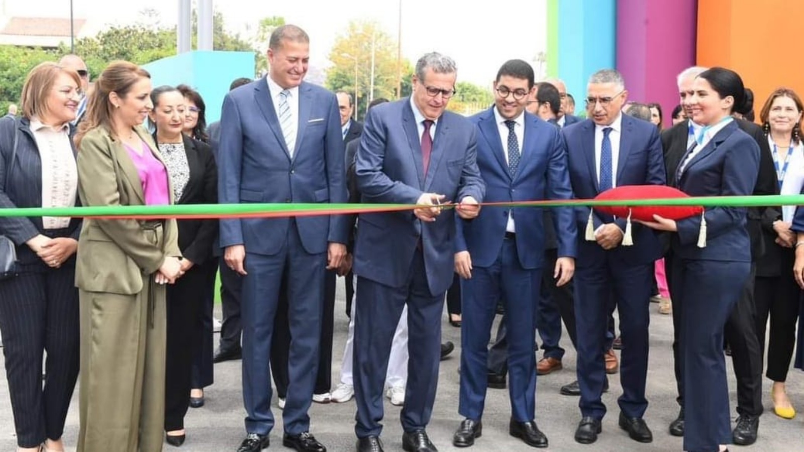 رئيس الحكومة المغربية لدى افتتاحه معرض الكتاب والنشر في الرباط