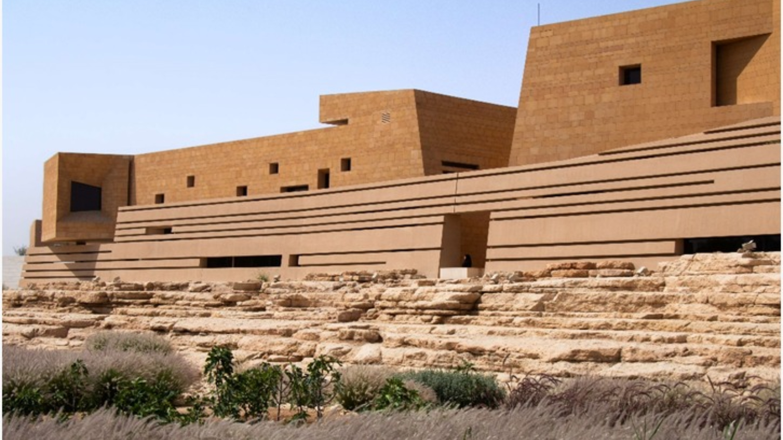 مركز الدرعية لفنون المستقبل و«سكاتاريلا أسوسياتي» يناقشان آفاق الفن والتصميم المعماري في المملكة على هامش بينالي البندقية للعمارة