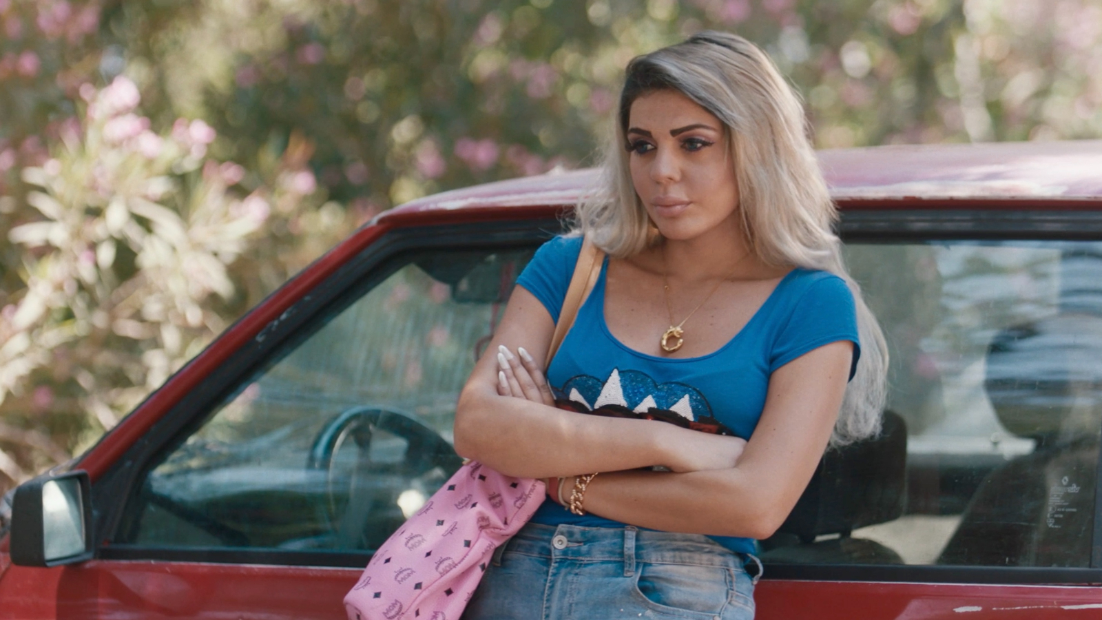 الفيلم الروائي الطويل الأول للمخرجة كارولين لبكي BornStars في الصالات اللبنانية