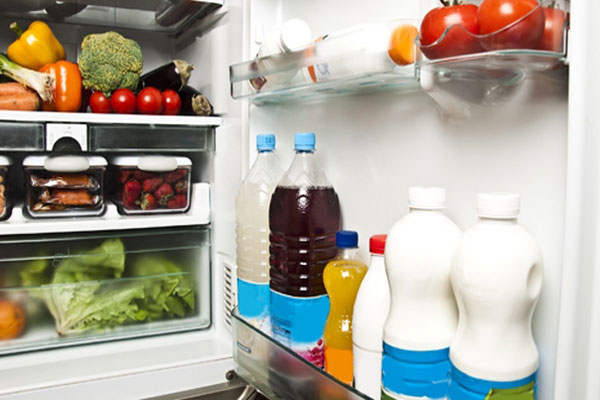 مدى صلاحية حفظ المواد الغذائية في الثلاجة