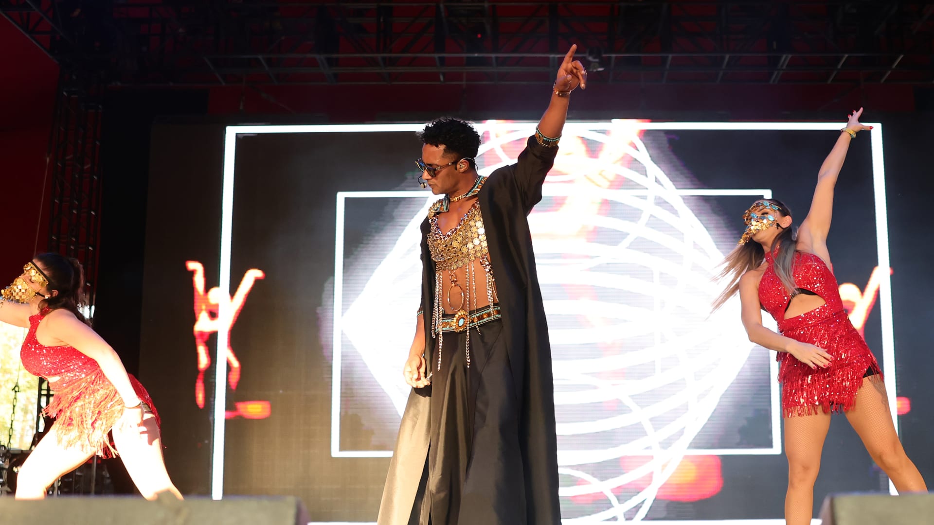 محمد رمضان يعلن أولى حفلاته في أحد أشهر مسارح نيويورك