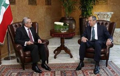 الرئيس اللبناني مجتمعا مع وزير الخارجية الروسي