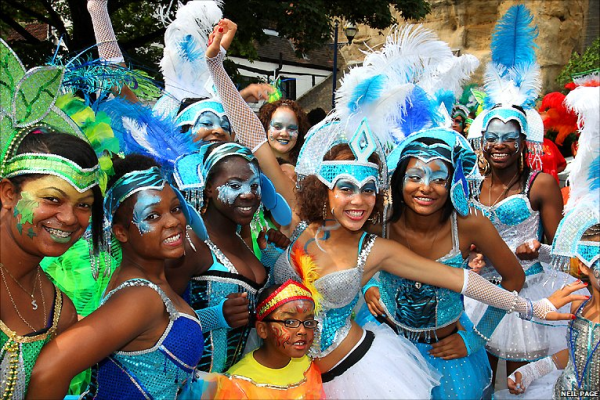 ومشاركة من كافة الأعمار