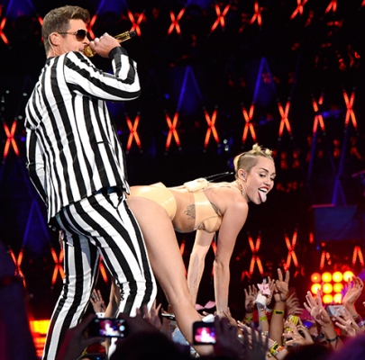 إيحاءات واضحة