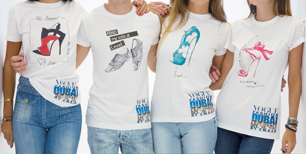 القمصان القطنية التي تحمل العبارات