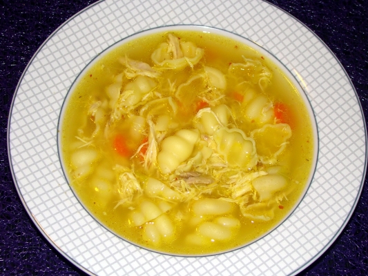 شوربة الدجاج تلعب دور مضاد الالتهابات