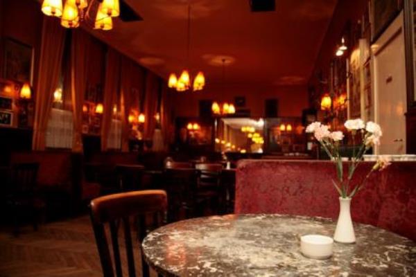 مقهى شميد هانسل