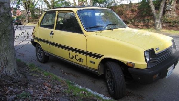 RENAULT LE CAR