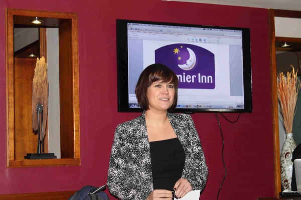 مديرة فندق هاب تشرح اهميته للسياح