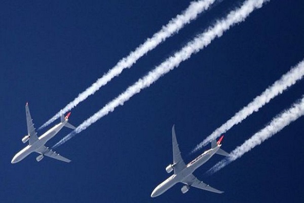 التوصل لاتفاق دولي للحد من انبعاثات الطائرات