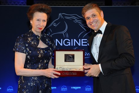 تكريم الأميرة آن بمنحها جائزة لونجين المرموقة للسيدات