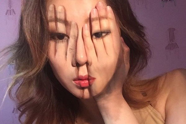 فنانة كورية تبتكر خدعا بصرية تحير العقول 