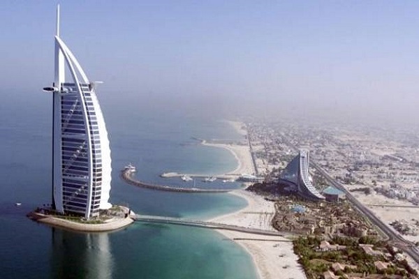 الإمارات وقطر على لائحة أغلى دول العالم معيشةً