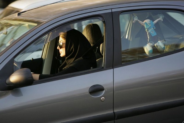 سبل الوقاية من ضربات الشمس أثناء القيادة في رمضان