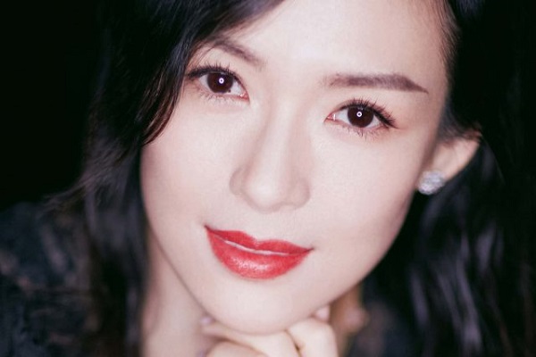 الممثلة الصينية تشانغ زيي سفيرة عالمية لشيسيدو
