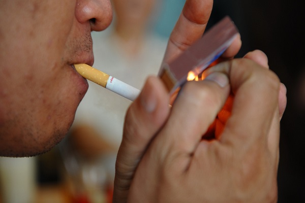 التدخين يزيد خطر الاصابة بالخرف 