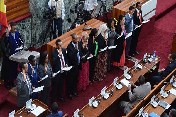 حكومة جديدة في إثيوبيا تنال المرأة فيها نصف عدد الوزارات
