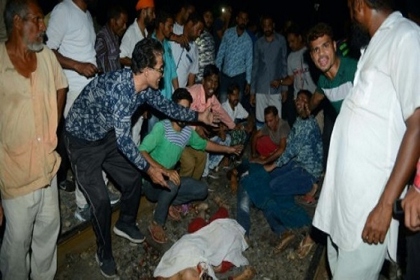 خمسون قتيلا على الاقل في حادث قطار في الهند