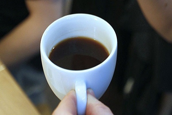 4 أكواب يومية من القهوة تحد من خطر الإصابة بمرض الوردية !