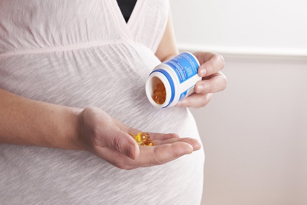 نقص فيتامين دي عند الحامل يعرض وليدها مستقبلاً للخطر