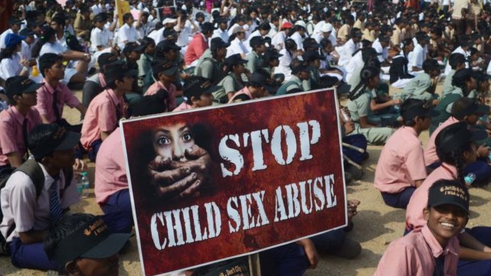 حارس يغتصب طفلة عمرها ثلاث سنوات في العاصمة الهندية