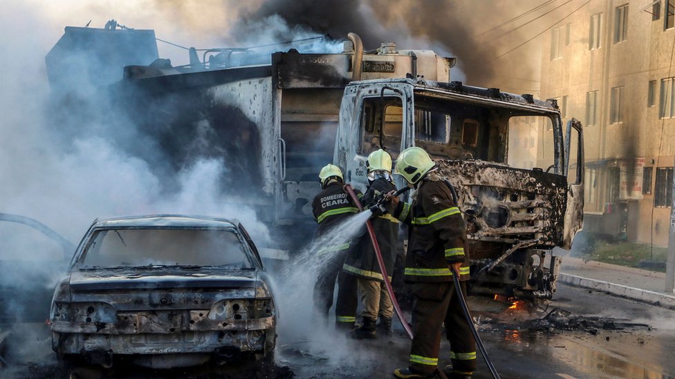 البرازيل تنشر قوات الجيش في مدينة فورتاليزا لوقف حرق ونهب المتاجر والمصارف
