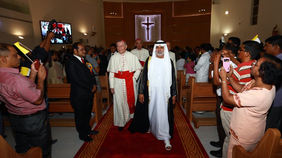 زيارة بابا الفاتيكان للإمارات: تعرف على قصة الخليج مع المسيحية والمسيحيين