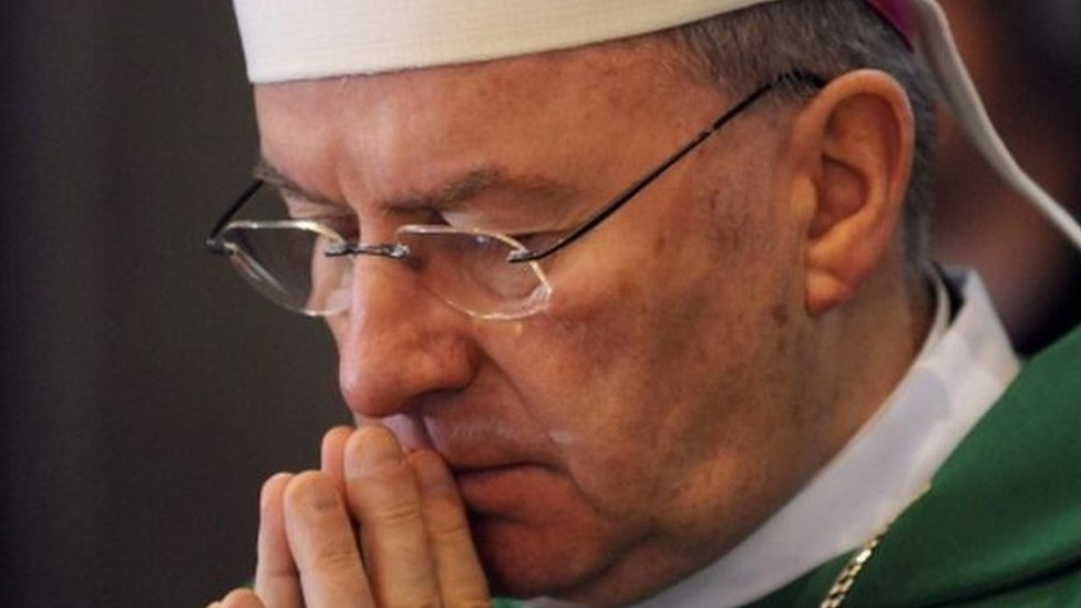 سفير الفاتيكان في فرنسا رهن التحقيق بتهمة التحرش بموظف شاب