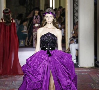 "السراب والواحة" عنوان تشكيلة زهير مراد الجديدة