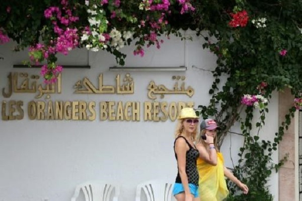 لندن تتكفل باعادة نحو 4500 سائح بريطاني من تونس 