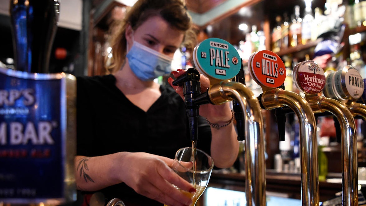 الحانات تكبدت خسائر يصعب يعويضها