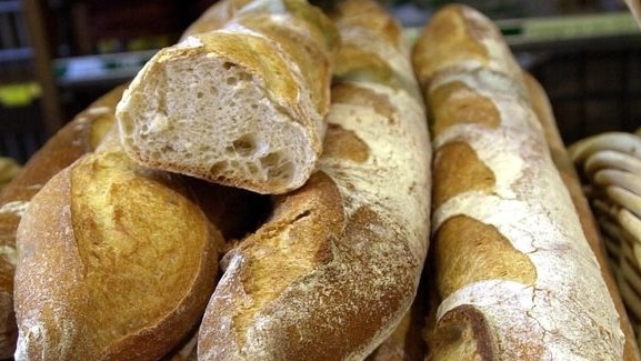 فرنسا ترشح خبز الباغيت إلى قائمة اليونسكو للتراث غير المادي