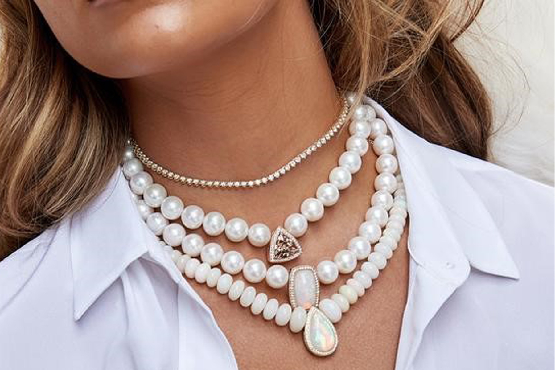 لآلئ كلاسيكية لإطلالة عصرية مميزة