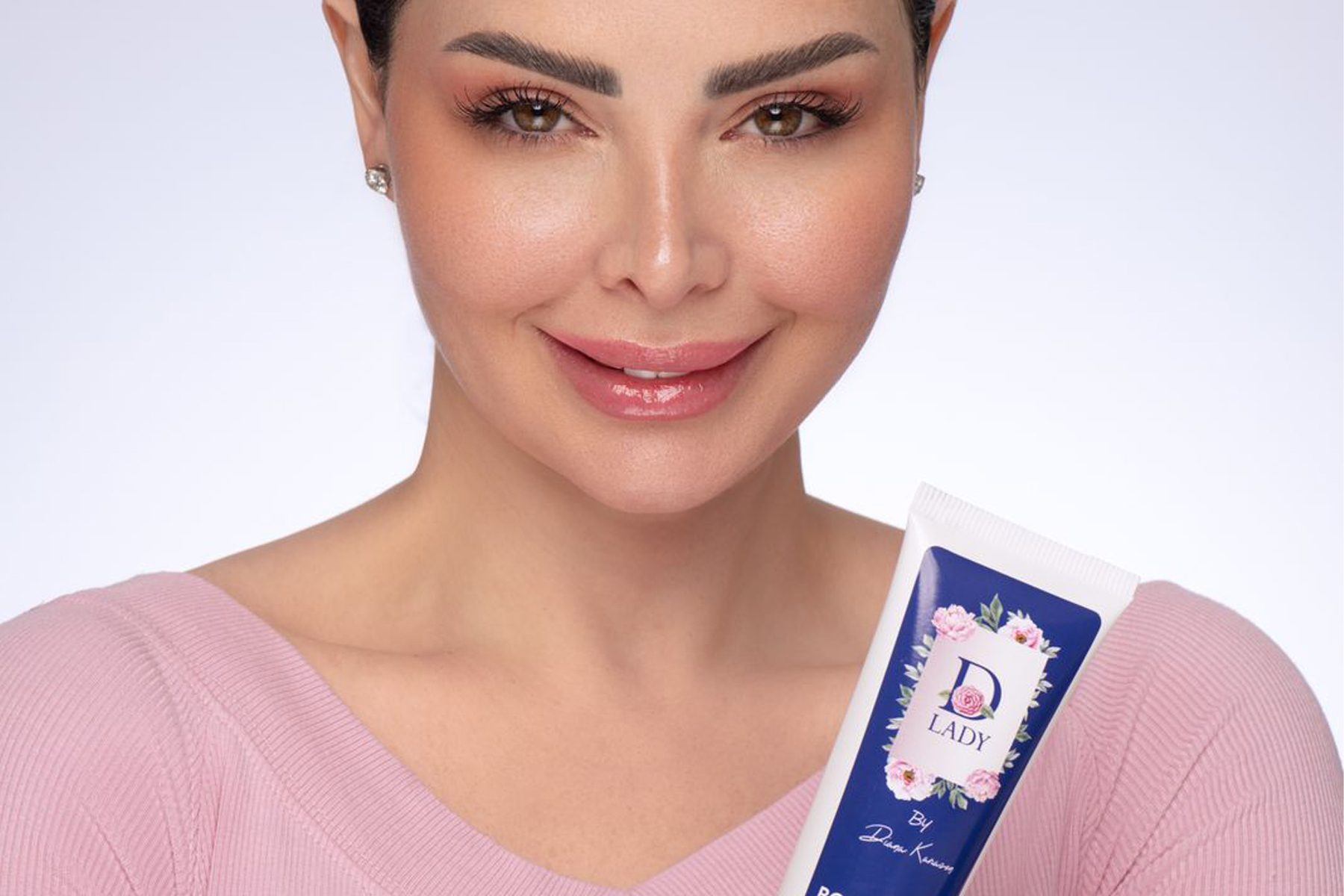 ديانا كرزون تطلق خطها الجمالي 