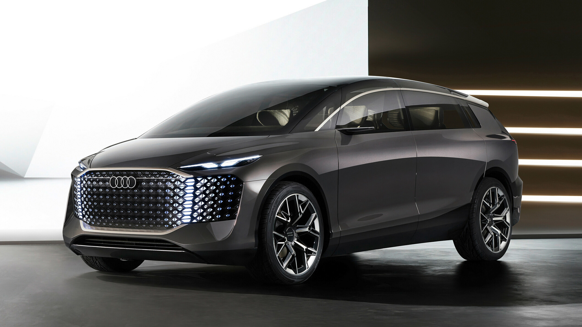 سيارة "Urbansphere" من أودي: رحلة فضائية في قلب المدينة الضخمة