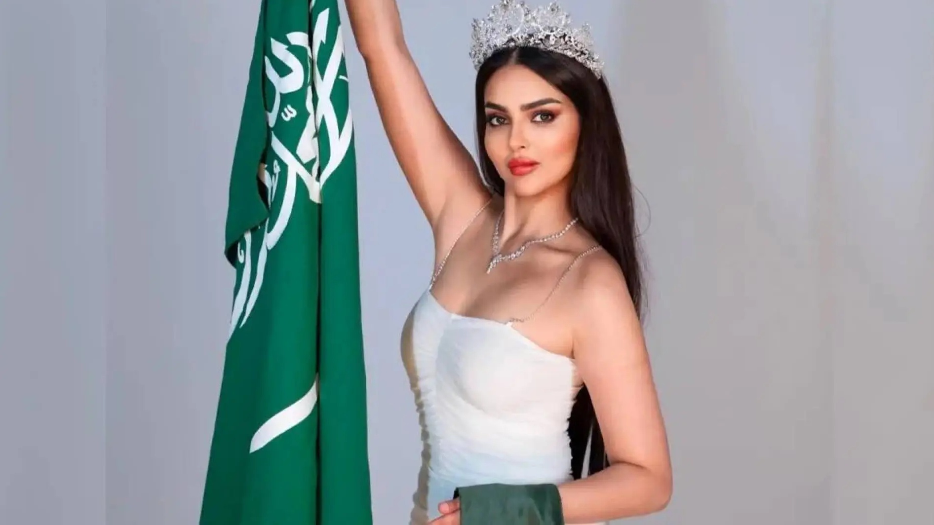 رومي القحطاني.. هل تمثل السعودية في مسابقة ملكة جمال الكون؟