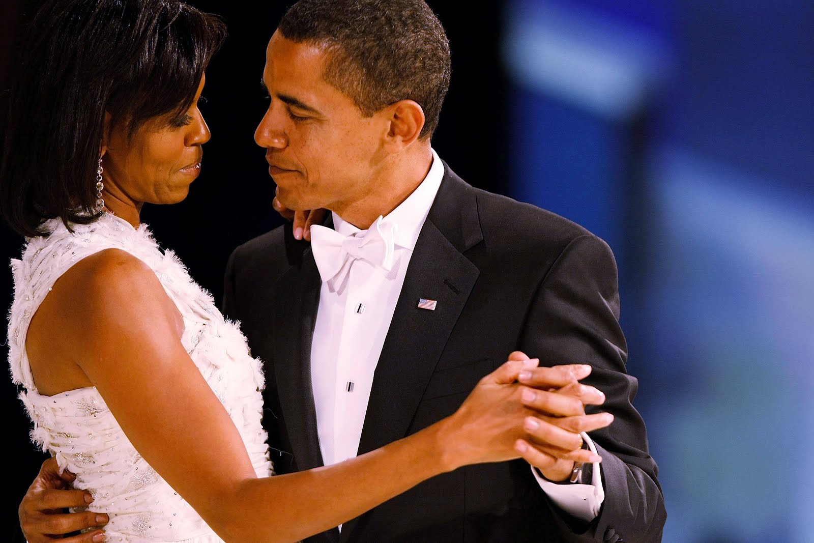 هل يوشك زواج ميشيل وباراك أوباما على الإنهيار؟