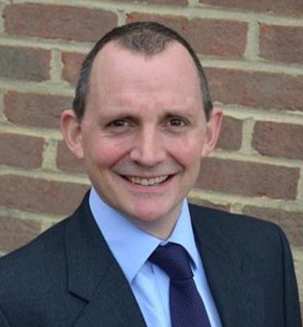 صورة  توماس رايلي