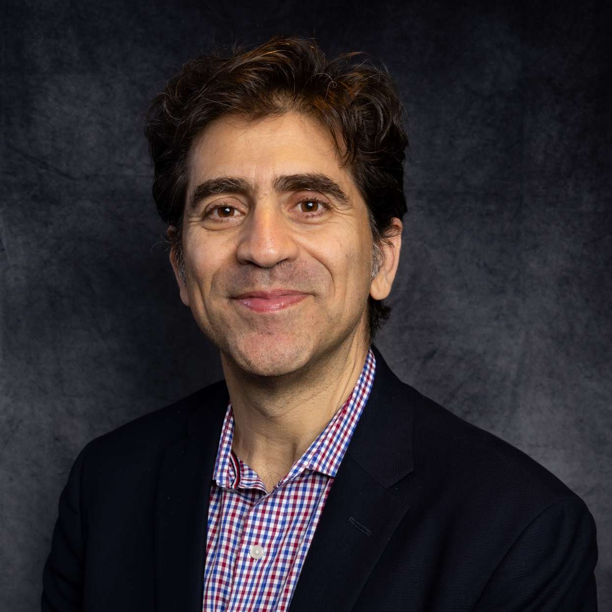 أفشين مولافي