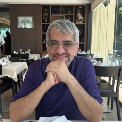 منصور النقيدان