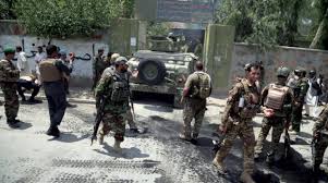 مسلحون يهاجمون مبنى حكوميًا في شرق أفغانستان