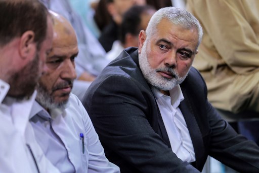 حماس تدرس التهدئة مقابل تخفيف الحصار على غزة