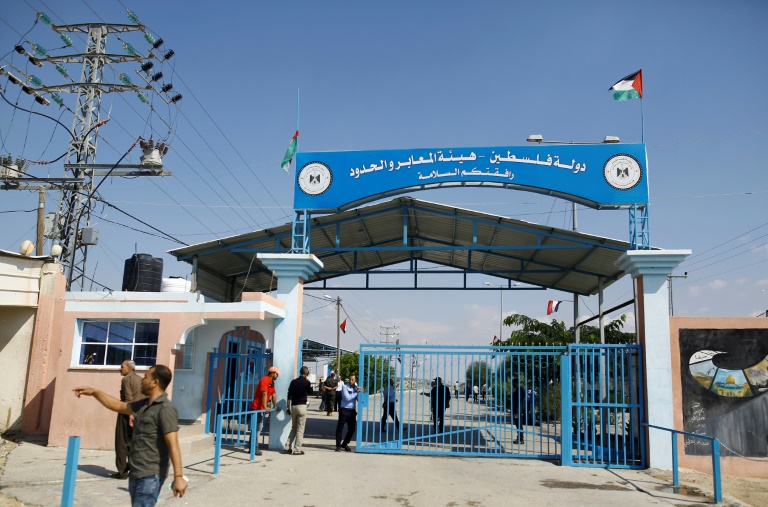 إسرائيل ترفض أكثر من 800 طلب للخروج من غزة