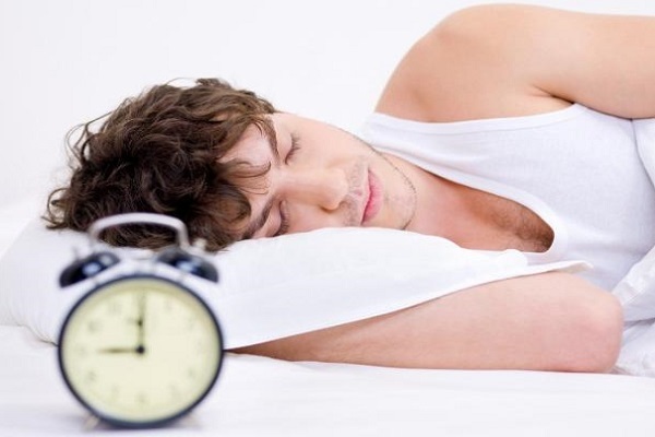 دراسة: النوم لأكثر من 8 ساعات ليلاً يزيد من خطر الوفاة المبكرة