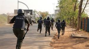 مقتل 17 جنديًا في هجوم على قاعدة عسكرية بشمال شرق نيجيريا
