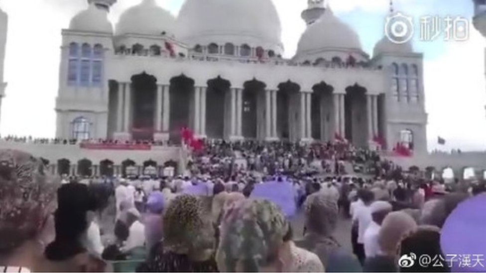 مواجهة بين مسلمين والحكومة لمنع هدم مسجد في الصين