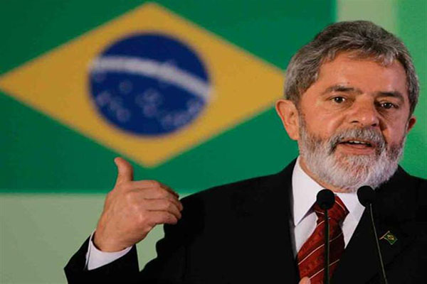 لولا يعلن ترشحه رسميًا لانتخابات البرازيل الرئاسية