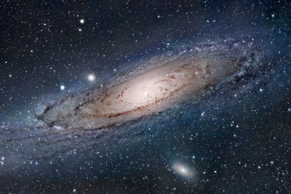 اكتشاف عدد من أقدم المجرات في الكون على عتبتنا