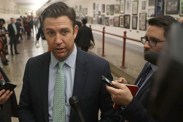 دانكن هانتر عضو مجلس النواب الأميركي